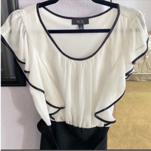 Women's Black and White BCX Ruffled Mini Dress Size 10 or 11 - Picture 2 of 6